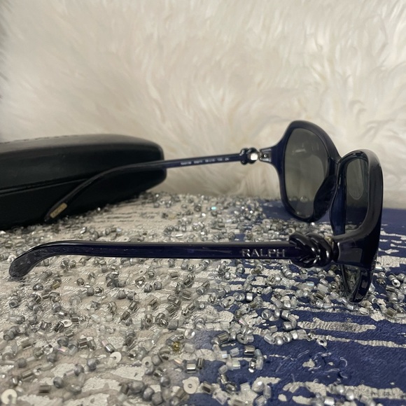 Ralph Lauren Original Sun glasses - Picture 6 of 6